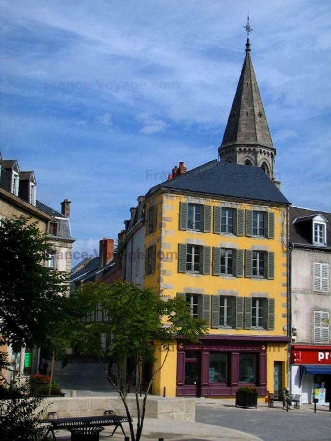Appartement D'Hotes Guéret Esterno foto